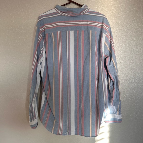 Vintage Men’s American Eagle button up. Size XL. - Picture 2 of 3